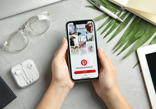 Infinite Scrolling Web Design with Infinite Web Pages on Mobile Devices